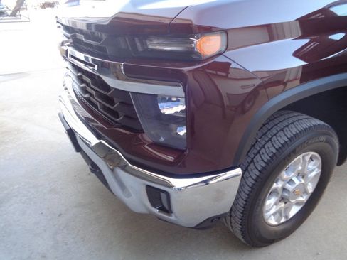 Used 2024 Chevrolet Silverado 2500 LT w/ Texas Edition image 38