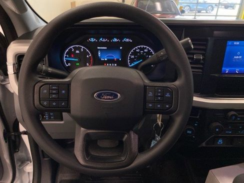 New 2025 Ford F550 4x4 Crew Cab image 18