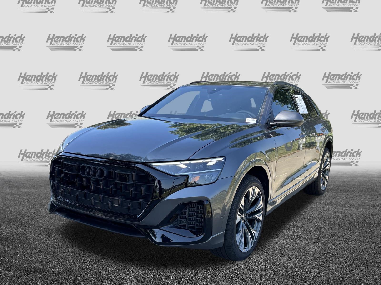 Certified 2025 Audi Q8 Premium Plus AWD/4WD image 5