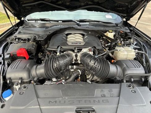 Used 2024 Ford Mustang GT Premium image 19