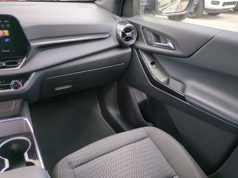 Certified 2025 Chevrolet Equinox LT image 18