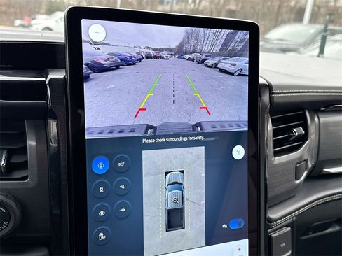 Used 2023 Ford F150 Lightning Platinum image 24