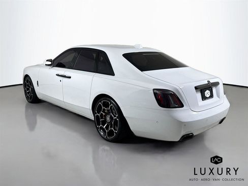 Used 2025 Rolls-Royce Ghost Black Badge image 9