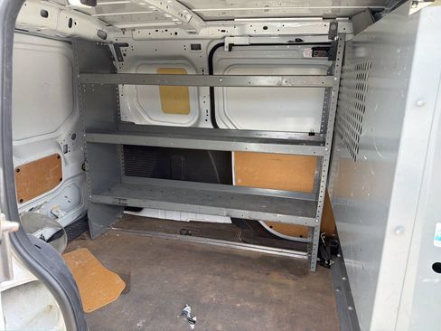Used 2016 Ford Transit Connect XL FWD image 13