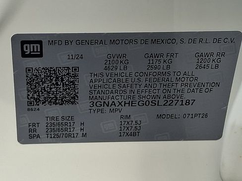 Used 2025 Chevrolet Equinox LT FWD image 27