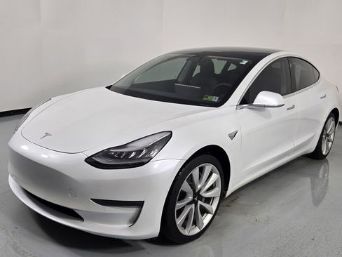 Used 2020 Tesla Model 3 Long Range image 3
