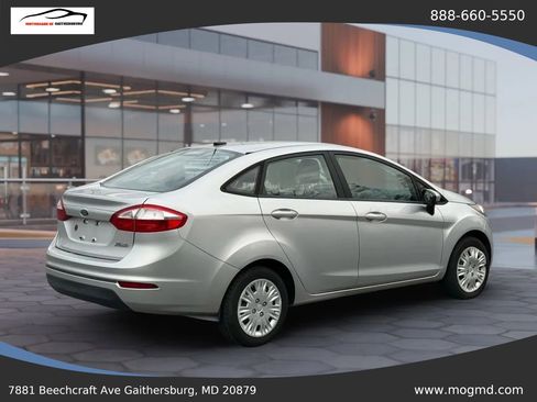 Used 2017 Ford Fiesta S image 10