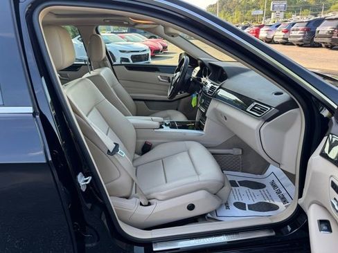 Used 2016 Mercedes-Benz E 350 4MATIC Sedan image 9