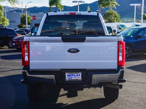Certified 2024 Ford F250 XLT image 5