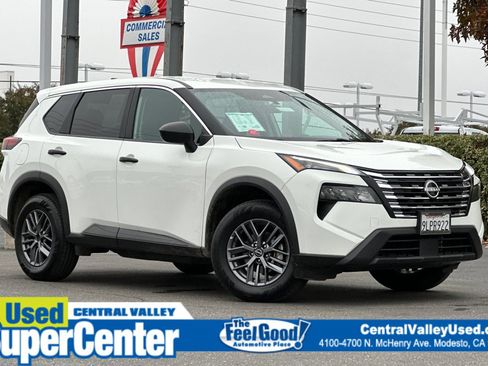 Certified 2024 Nissan Rogue S image 1