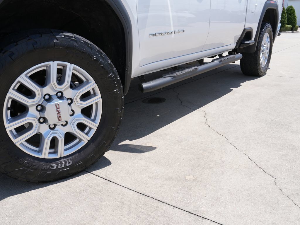Used 2023 GMC Sierra 2500 SLT w/ SLT Convenience Package AWD/4WD image 8