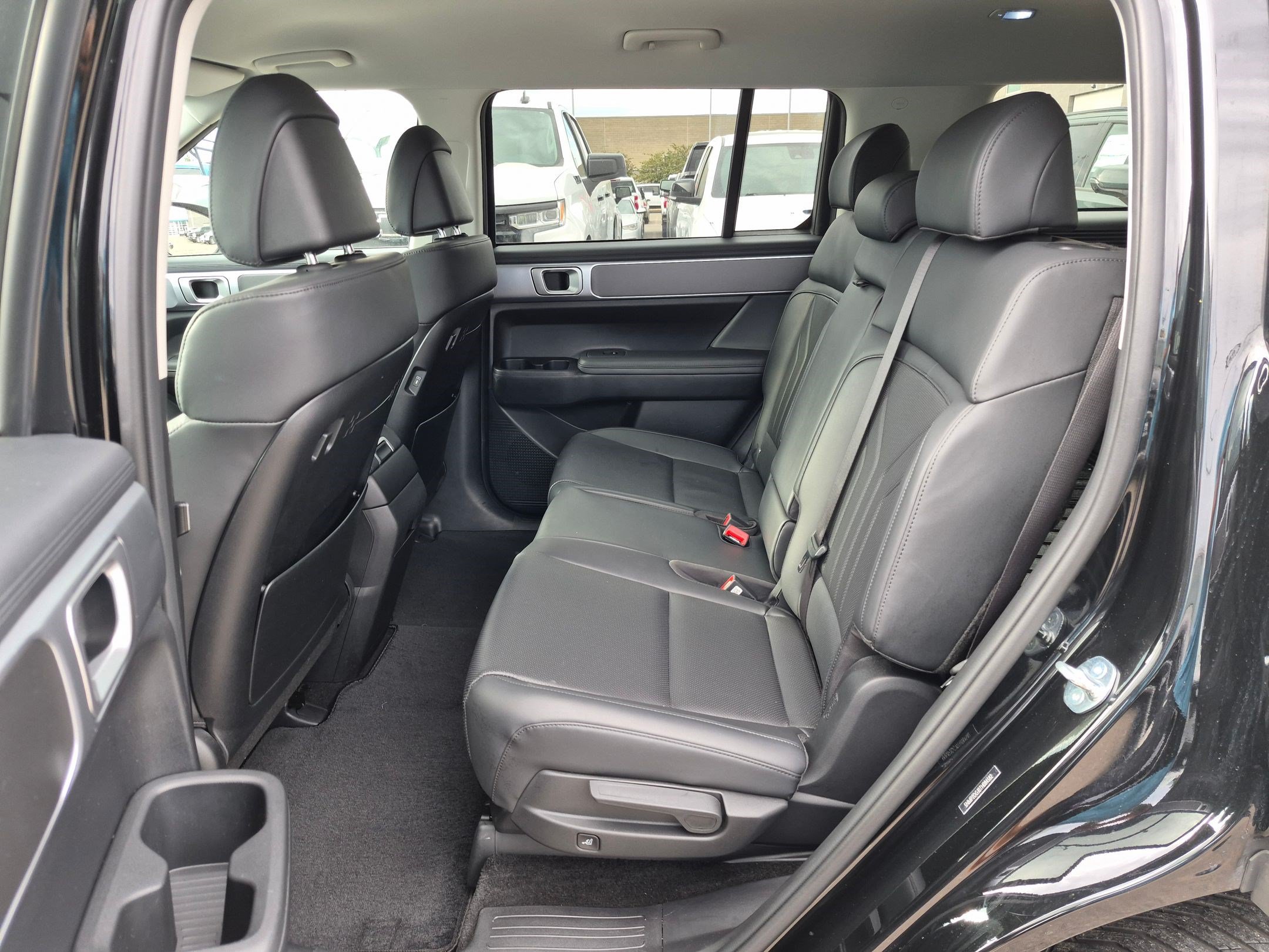 Used 2026 Hyundai Santa Fe SEL AWD/4WD image 26