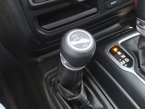 Used 2022 Jeep Wrangler Sport AWD/4WD image 11