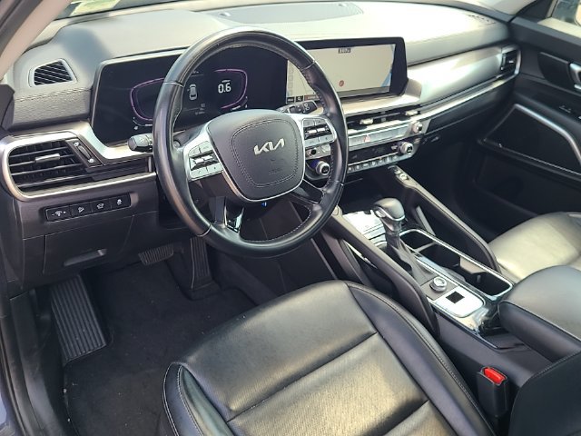Used 2025 Kia Telluride S FWD image 14