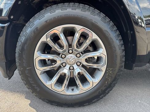 Used 2020 RAM 1500 Laramie w/ Sport Appearance Package AWD/4WD image 14