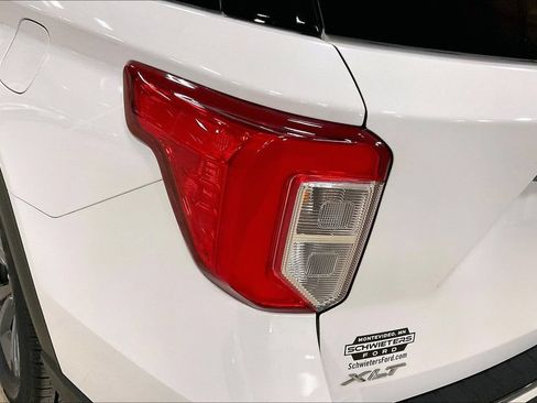 Certified 2023 Ford Explorer XLT w/ Equipment Group 202A AWD/4WD image 28