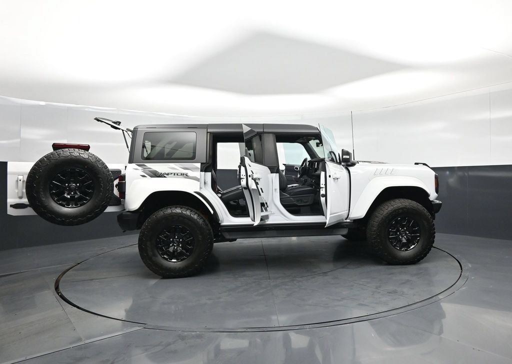 Used 2023 Ford Bronco Raptor AWD/4WD image 5