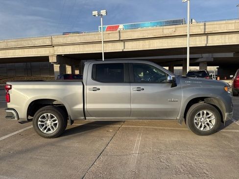 Used 2024 Chevrolet Silverado 1500 LT image 2