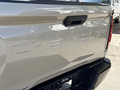 Used 2024 Chevrolet Colorado W/T RWD image 28