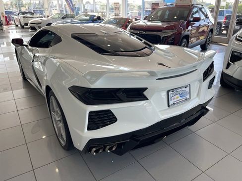 Used 2024 Chevrolet Corvette Stingray w/ Z51 Performance Package image 4