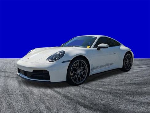 Used 2025 Porsche 911 Carrera RWD image 8