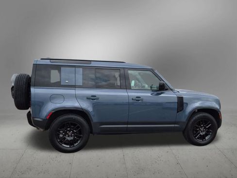 Used 2024 Land Rover Defender 110 S AWD/4WD image 7