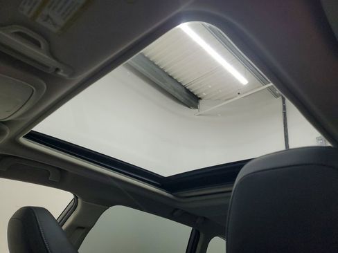 Used 2020 Subaru Forester Limited image 19