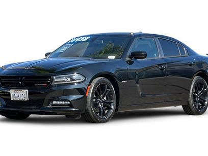 Used 2017 Dodge Charger R/T w/ Blacktop Package