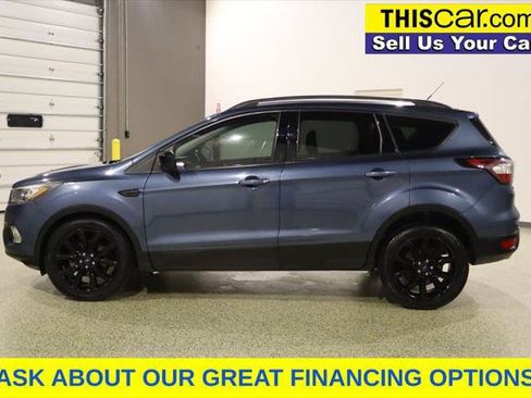 Used 2018 Ford Escape SE w/ SE Sport Appearance Package FWD image 5
