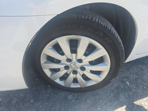 Used 2017 Nissan Sentra SV FWD image 10