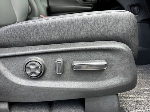 Certified 2026 Honda Odyssey EX-L image 41