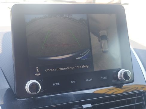 Used 2022 Mitsubishi Eclipse Cross AWD image 17