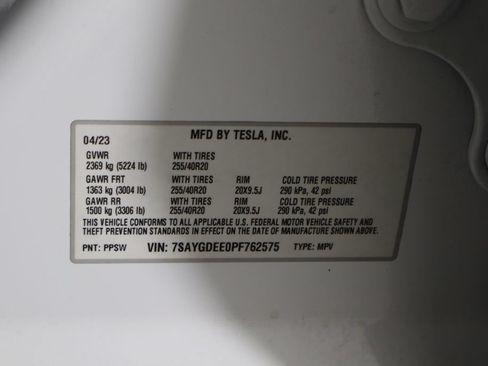 Used 2023 Tesla Model Y Long Range AWD/4WD image 44