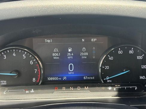 Used 2020 Ford Explorer XLT w/ Equipment Group 202A AWD/4WD image 23
