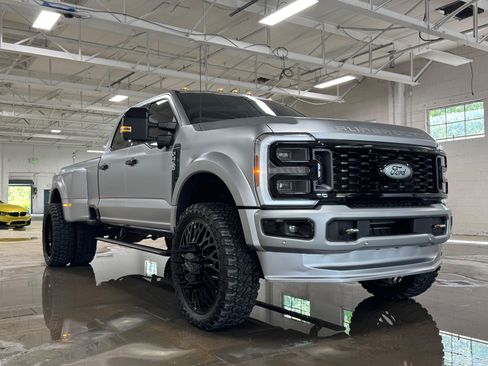 Used 2024 Ford F450 Platinum w/ Camper Package AWD/4WD image 46