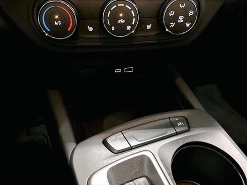 Used 2024 Chevrolet Trax LS w/ LS Convenience Package FWD image 26