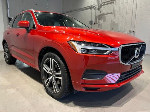 Used 2019 Volvo XC60 T5 Momentum w/ Multimedia Package AWD/4WD image 8