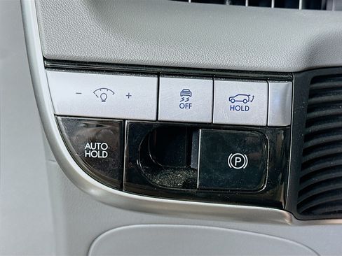 Used 2024 Hyundai Ioniq 5 SEL AWD/4WD image 17