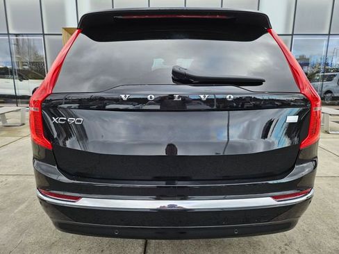 Used 2024 Volvo XC90 T8 Plus w/ Protection Package image 6