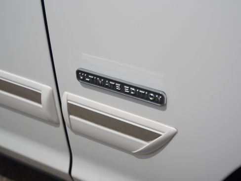 Used 2011 Mercury Grand Marquis LS RWD image 25