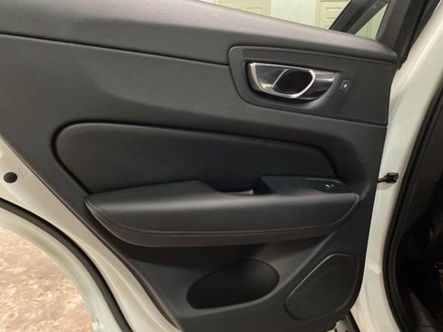 Used 2023 Volvo XC60 B5 Plus w/ Protection Package Premier image 66