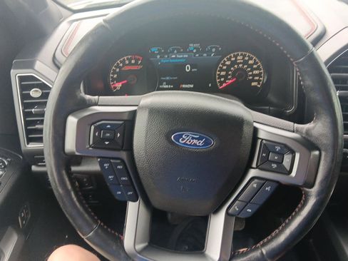 Used 2018 Ford F150 Lariat w/ Equipment Group 502A Luxury AWD/4WD image 24