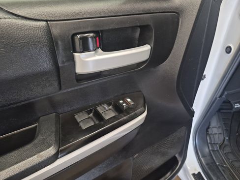 Used 2021 Toyota Tundra SR5 AWD/4WD image 12