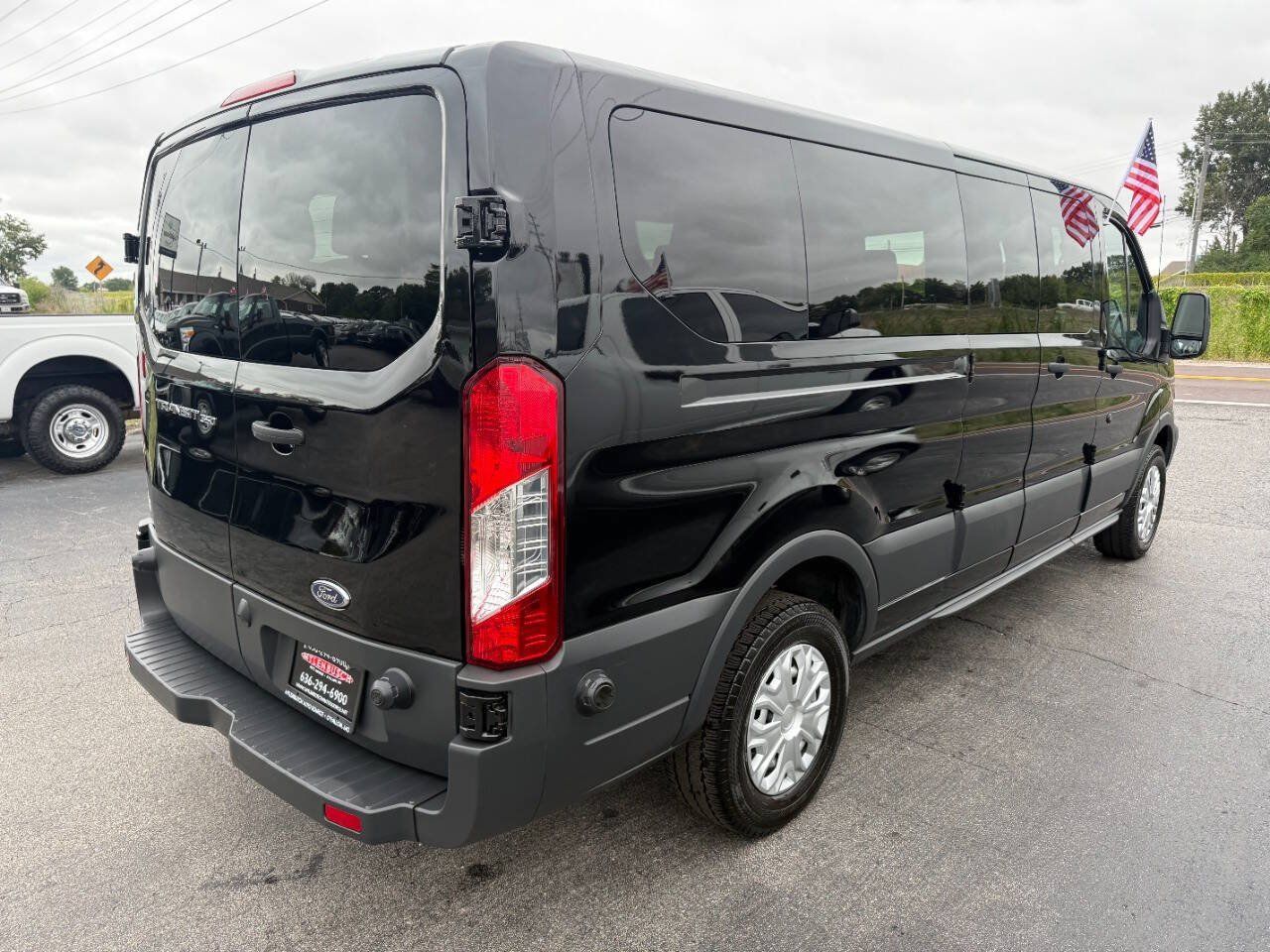 Used 2018 Ford Transit 350 XL RWD image 5