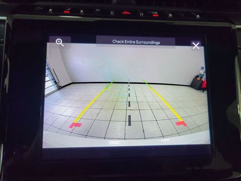 Used 2023 Jeep Grand Cherokee Altitude image 45