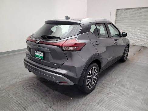 Used 2024 Nissan Kicks SV FWD image 9
