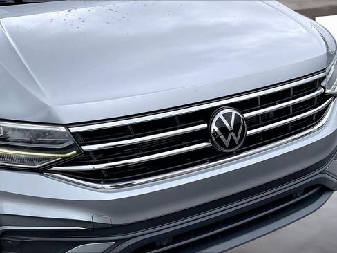 Used 2024 Volkswagen Tiguan S FWD image 33