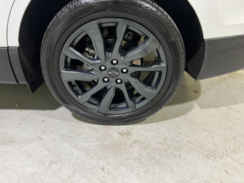 Used 2022 Chevrolet Equinox RS w/ RS Leather Package image 13