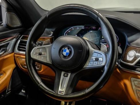 Used 2022 BMW 750i xDrive w/ Luxury Rear Seating Package AWD/4WD image 24