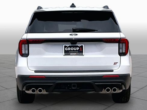 Used 2025 Ford Explorer ST w/ Sun And Sound Package RWD image 5